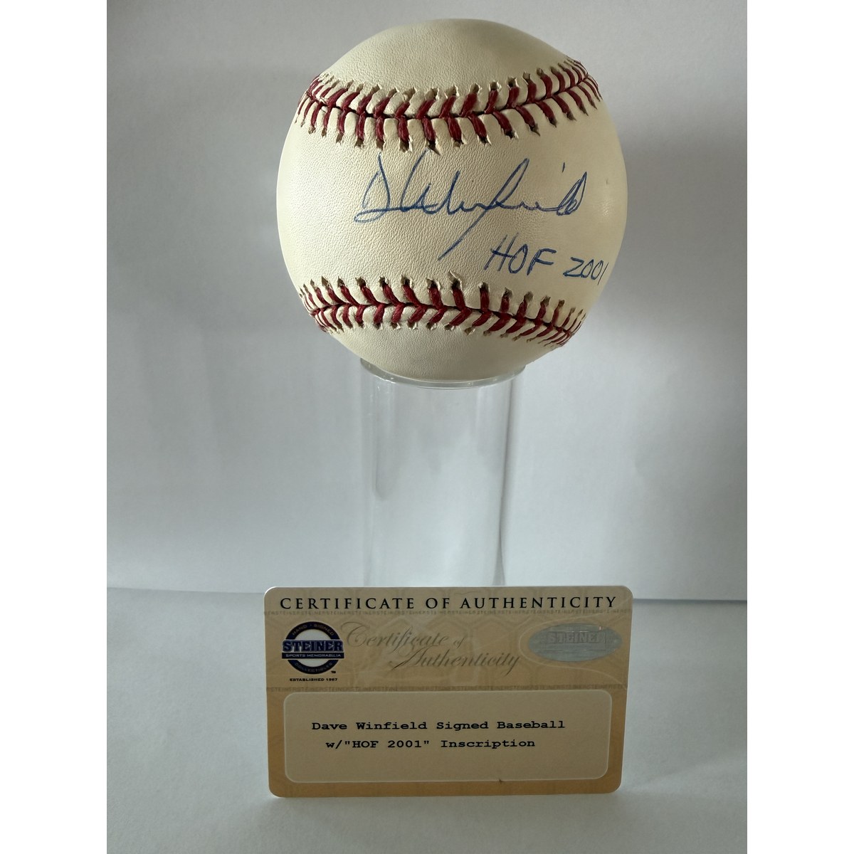 Dave Winfield signed baseball with certificate of authenticity