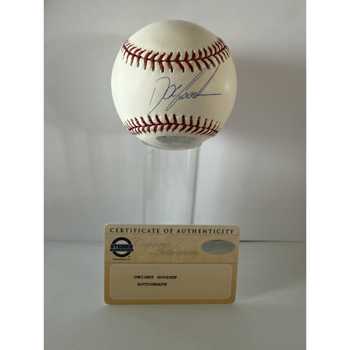 Dwight Gooden signed baseball with certificate of authenticity