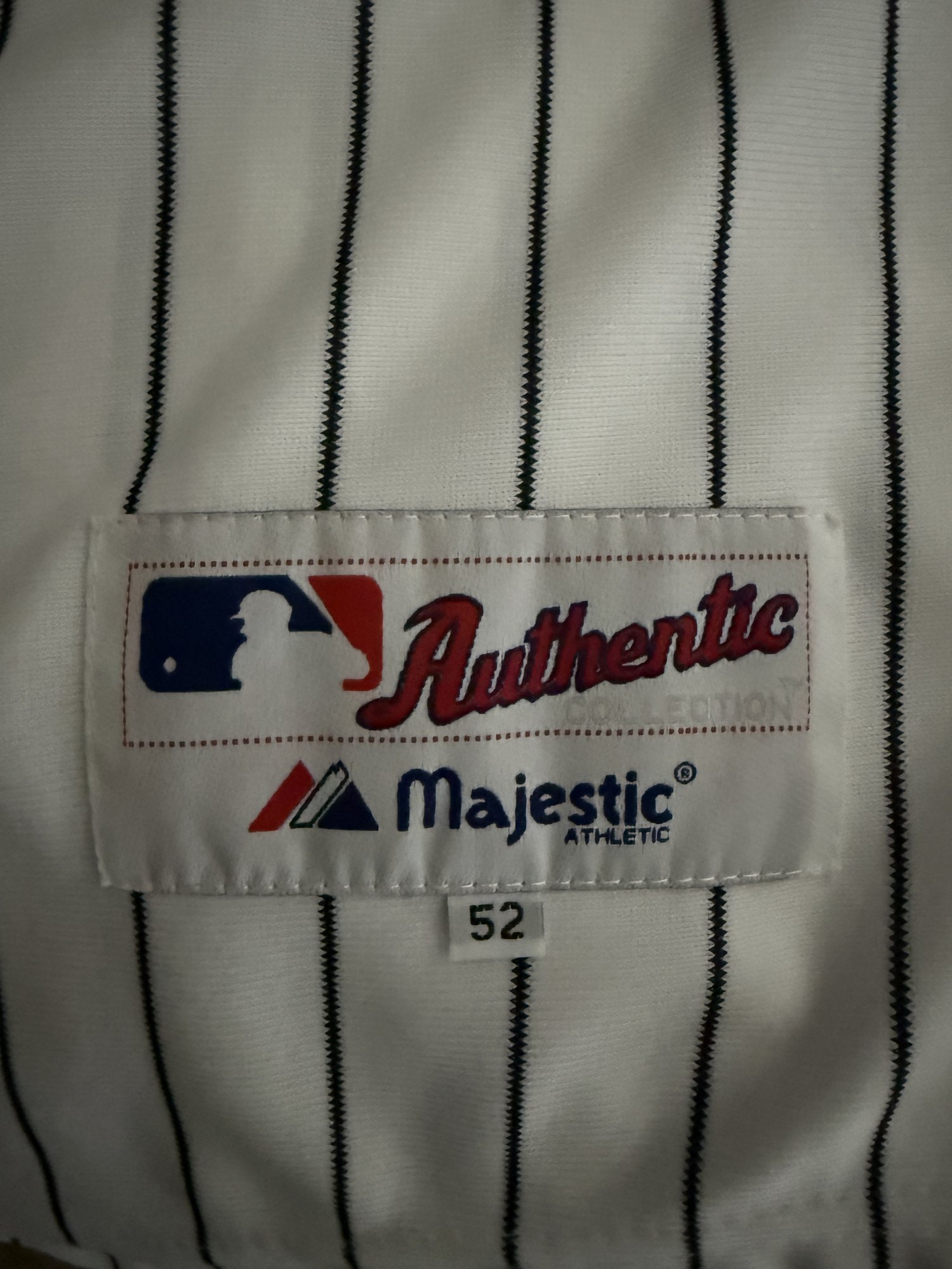 Derek Jeter signed Jersey with Bob Sheppard and George Steinbrenner patches - Image 5