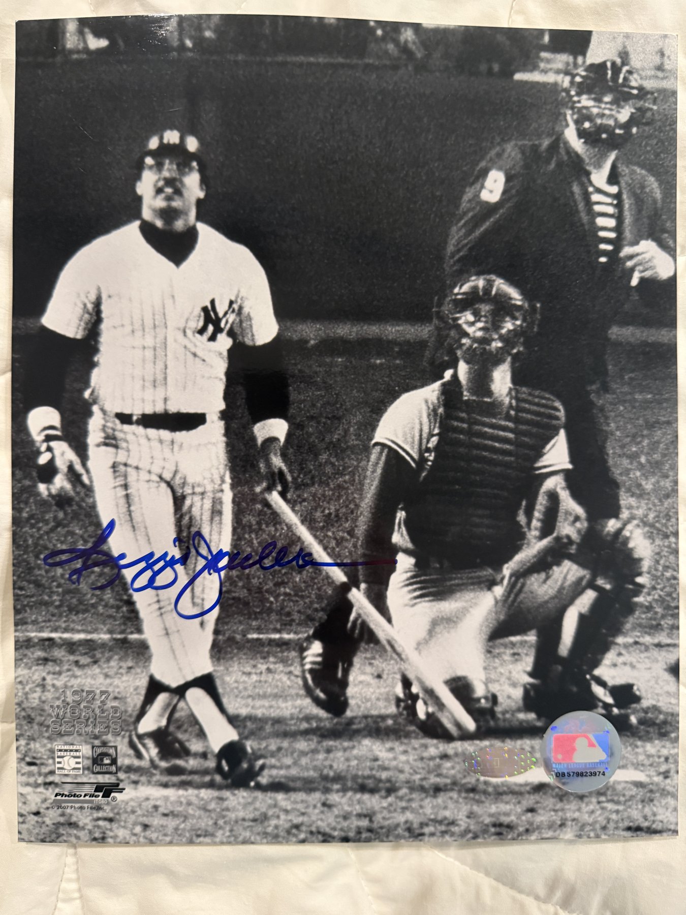 Reggie Jackson signed 8×10 photo WS ’77 New York Yankees (Steiner COA)